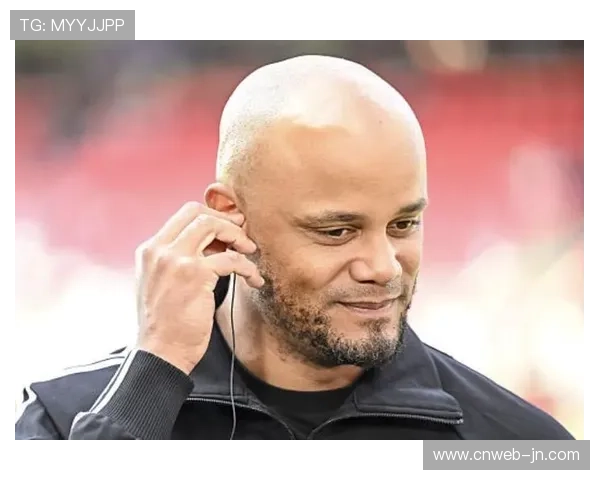 拜仁主帅孔帕尼谈阵容轮换与年轻球员培养计划 拜仁主帅孔帕尼谈阵容轮换与年轻球员培养计划