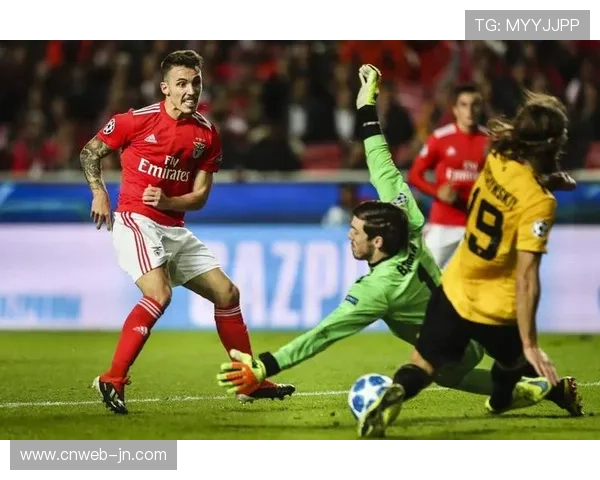 拜仁主场迎战里斯本竞技，安联不败金身受考验