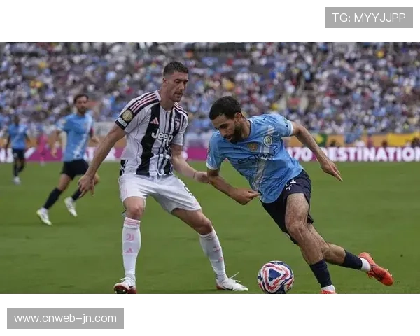 巴萨密切关注弗拉霍维奇动向，暂未展开正式谈判